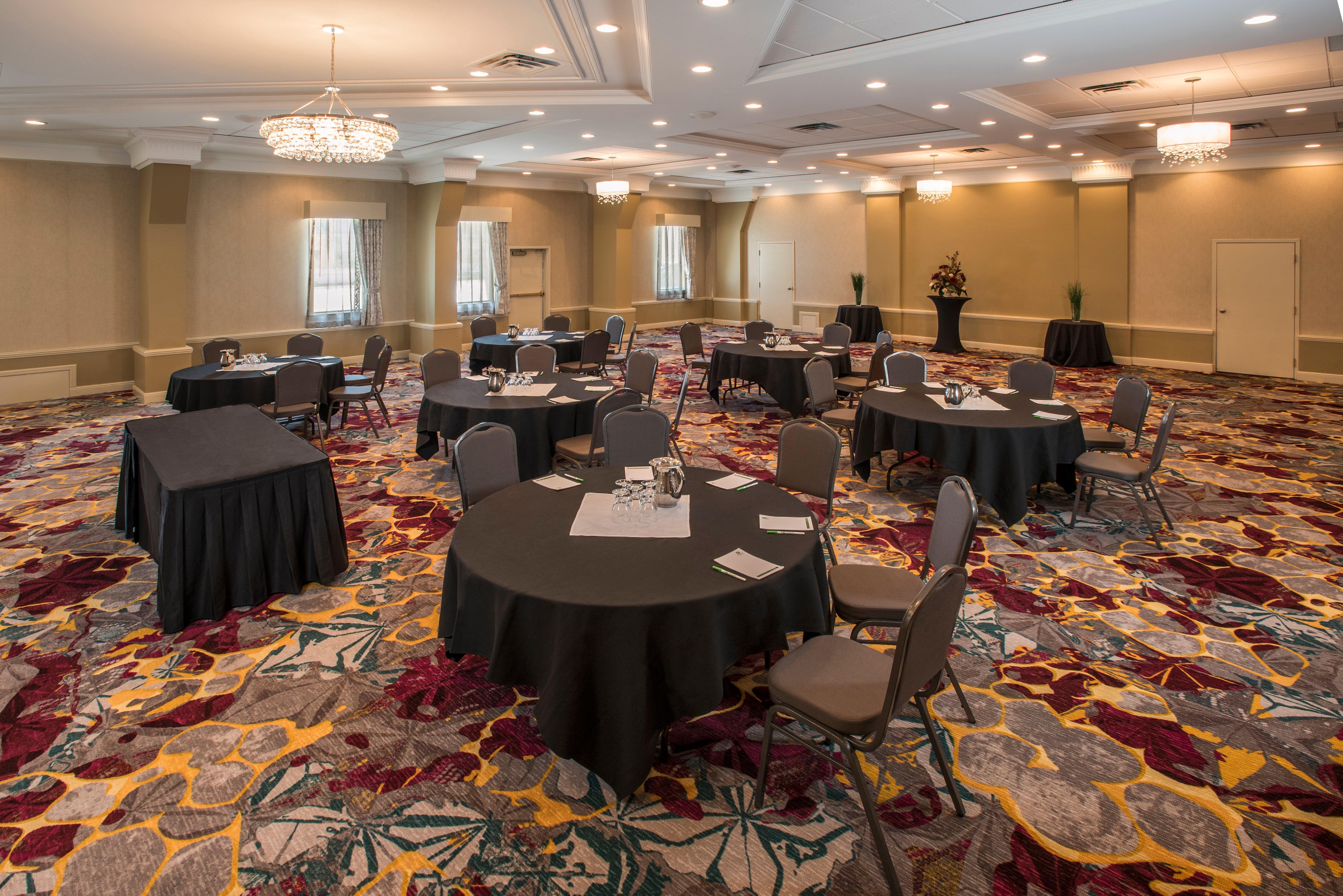 Holiday Inn Conference Centre Edmonton South By Ihg Kültér fotó