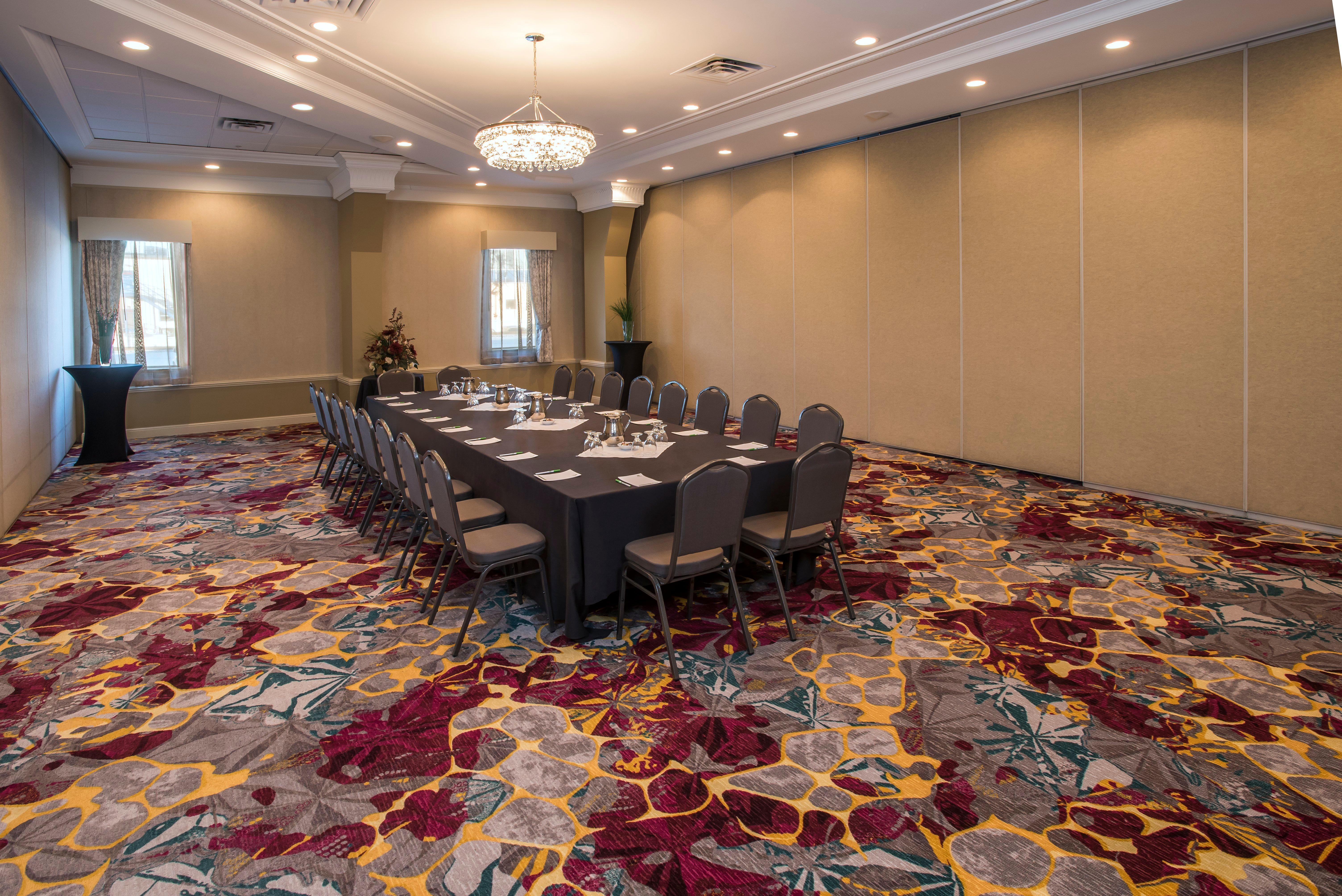 Holiday Inn Conference Centre Edmonton South By Ihg Kültér fotó